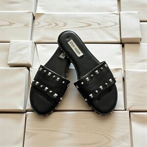 STEVE MADDEN Size 8 Valar Black Silver Studded Slide Flat Sandals R $89